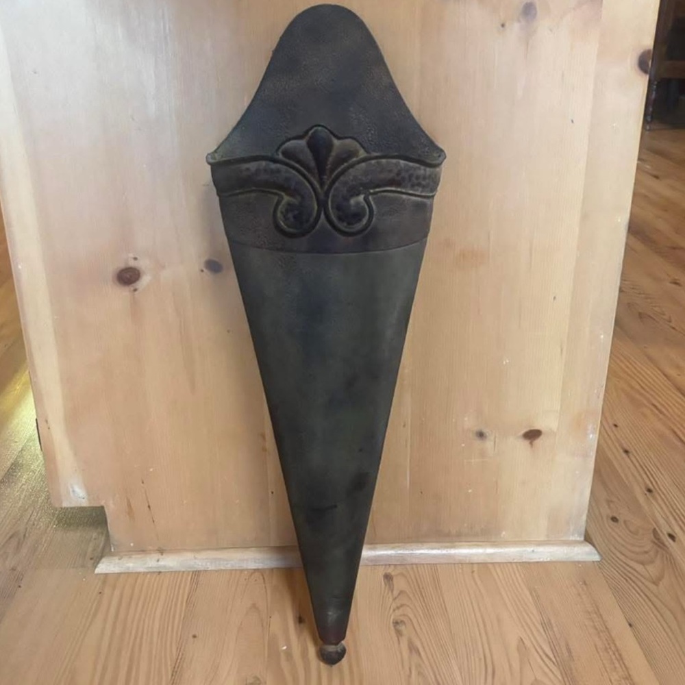 Indoor/Outdoor Metal Wall Planter/Pocket
